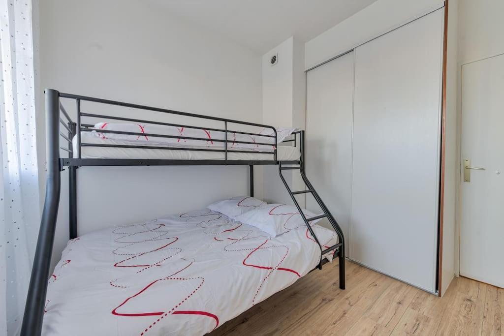 Aux Portes De Paris , Un 3 Pcs Bien Amenage Ножан-сюр-Марн Экстерьер фото